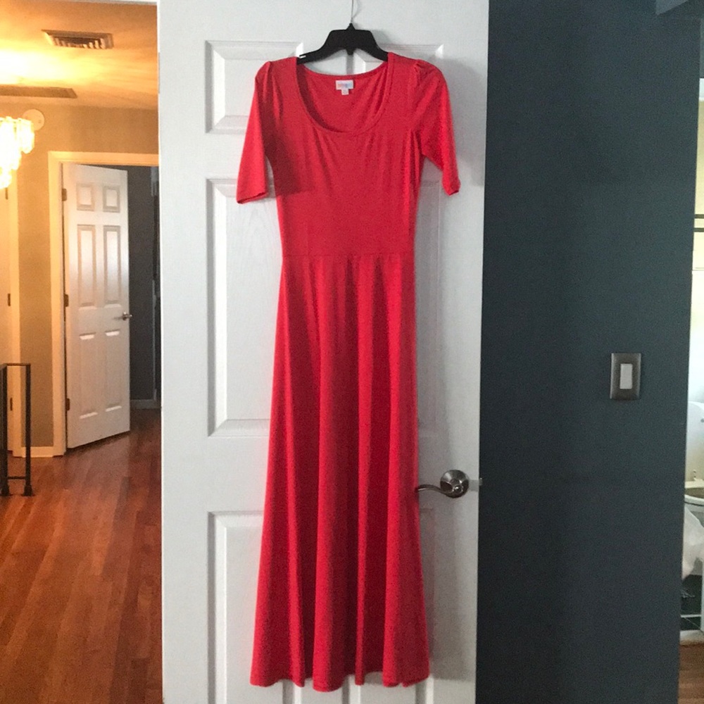 Lularoe coral color Ana dress.